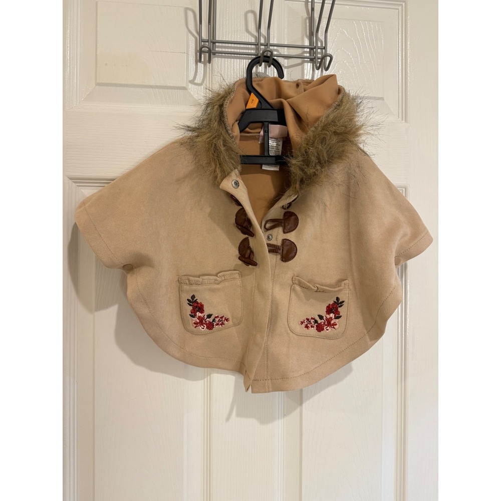 Little Lass Cape‎ Faux Fur Hood Embroidered Pockets Toggle Closure 18M
